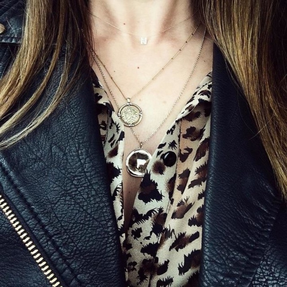 NEW Stella & Dot Julia Coin Pendant